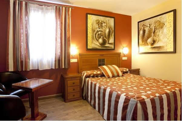 Hostal Rodri (Adults Only) Гранада Екстер'єр фото